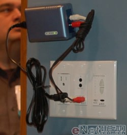 从CeBIT看趋势 用墙上插座传送影片