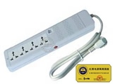 品牌：国产 Guochan
名称：红黑隔离电源插座 总控四位 防电磁泄漏
型号：SPII-08